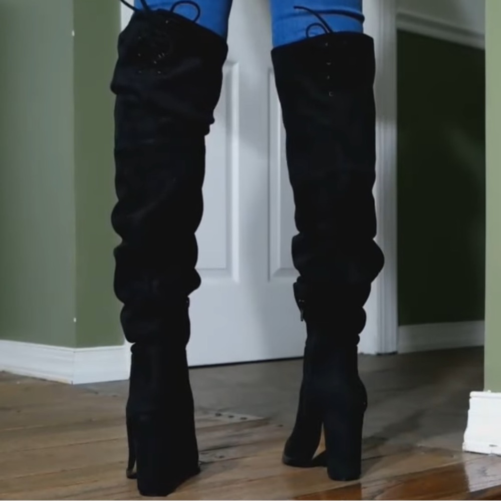 Vince Camuto suede over the knee boots - Picture 2 of 3